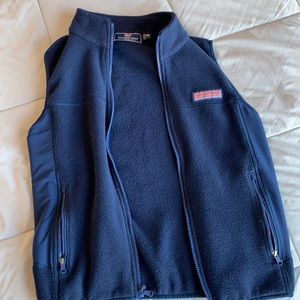 Boys medium 12-14 vineyard vines vest.  Worn twice